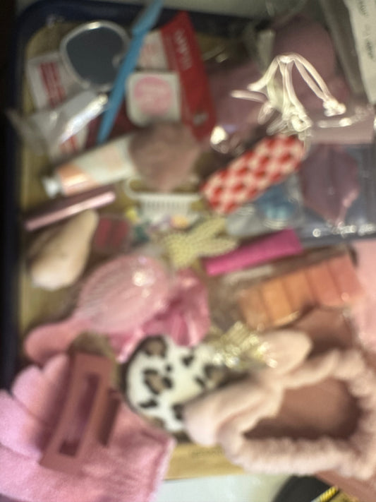 30 pick Mystery Beauty Bundle