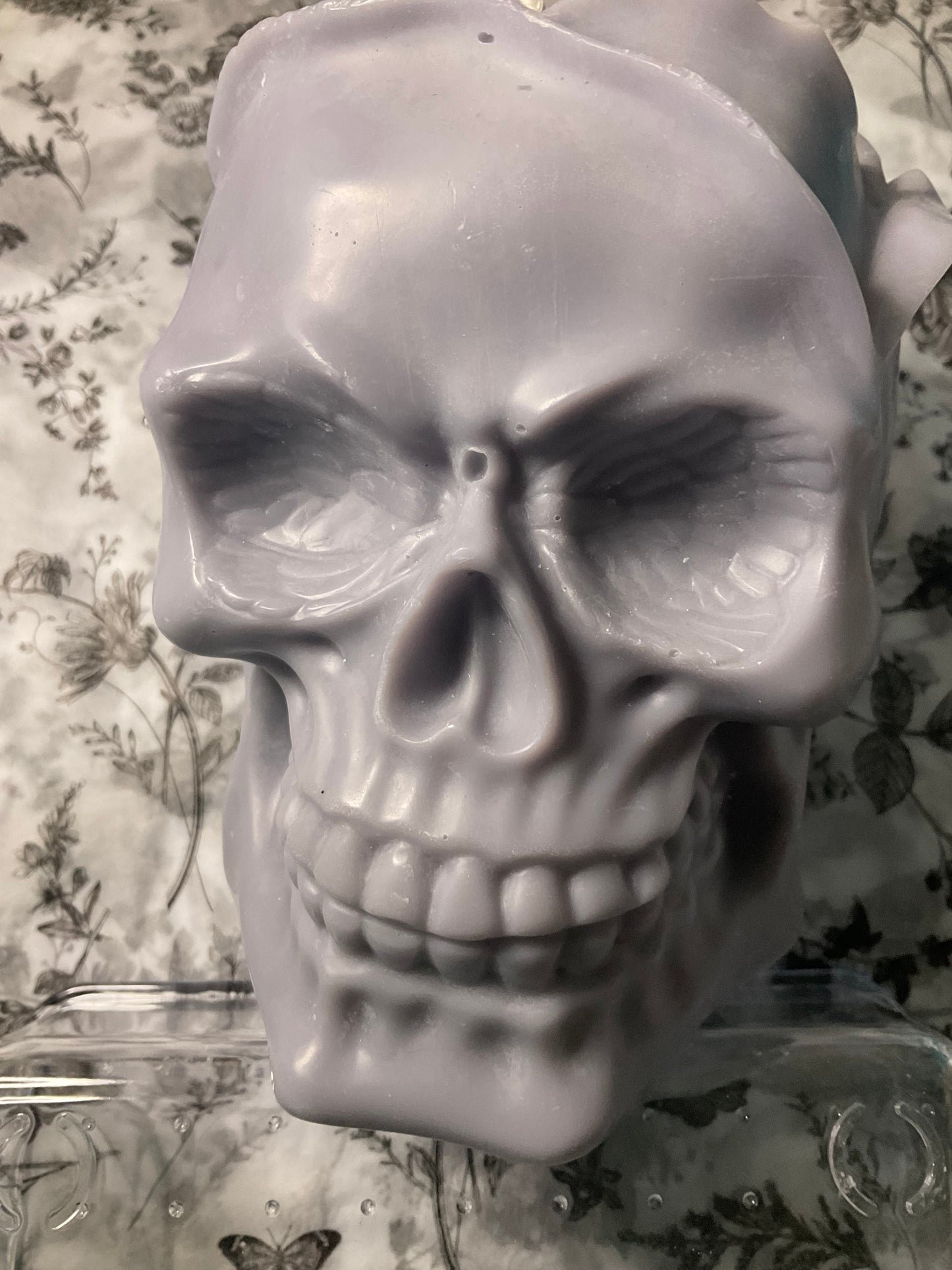 Large Skull Candle