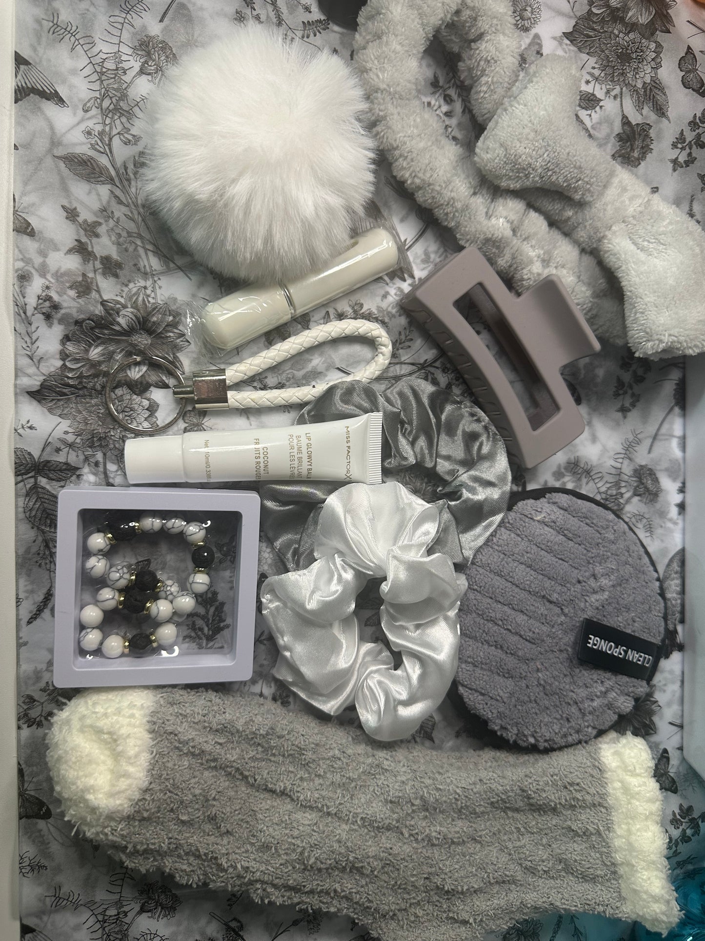 40 mystery Beauty Bundle