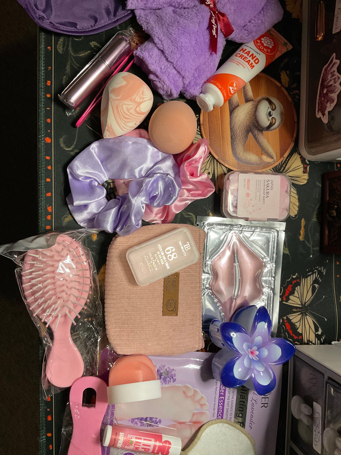 20 pick Mystery Beauty Bundle