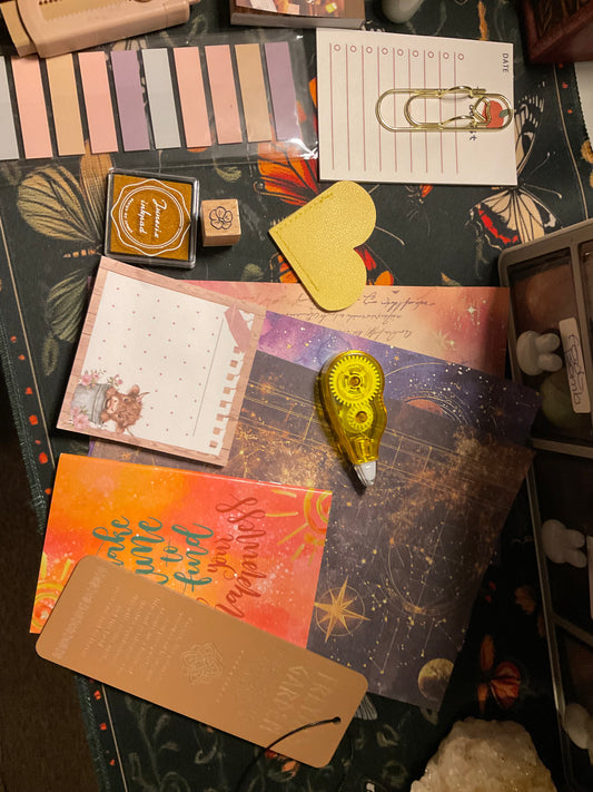 15 pick Mystery Bundle