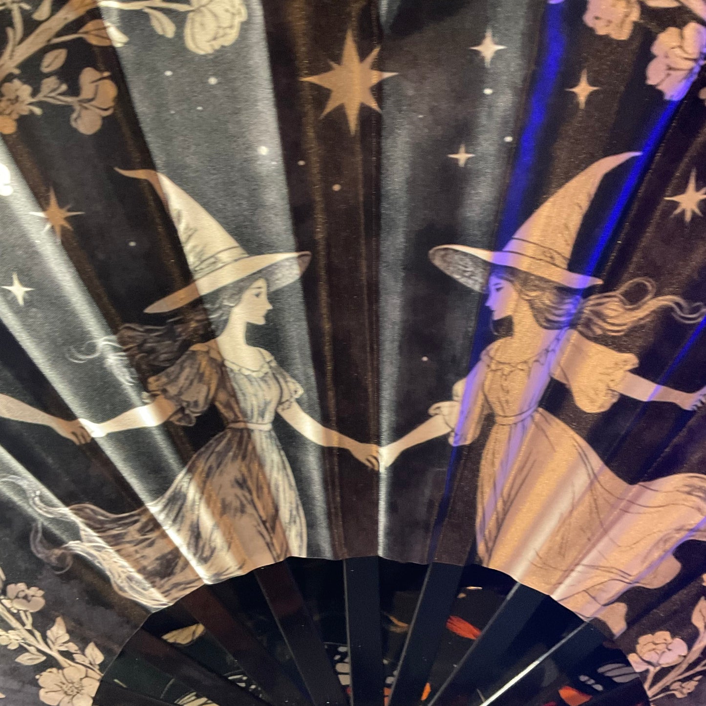 Mourning Lady Fan