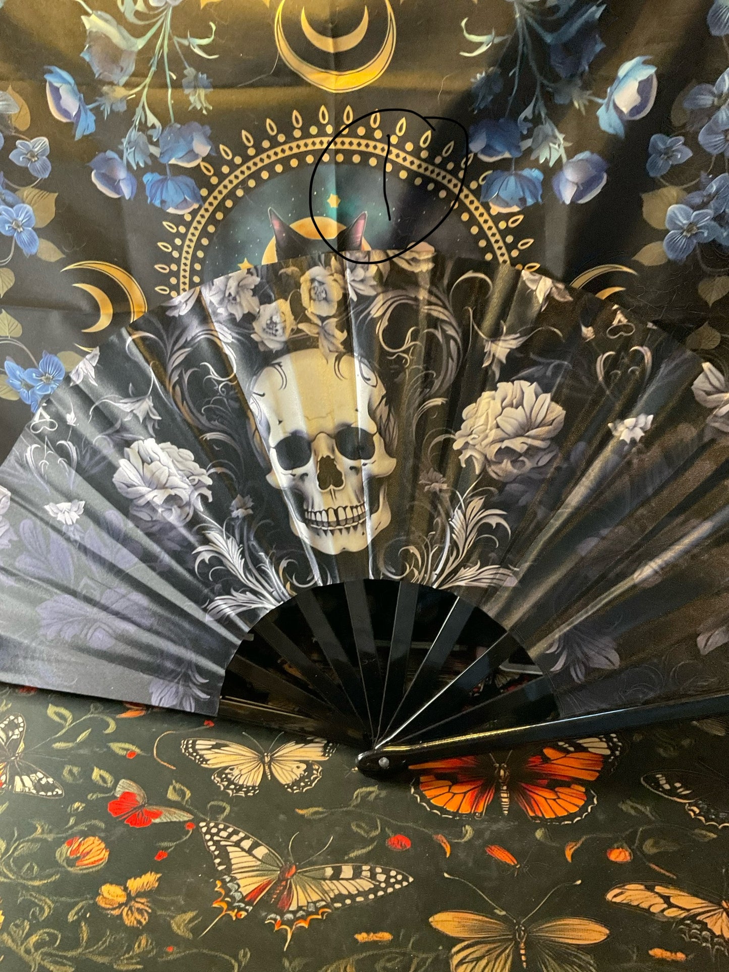 Gothic Skull Fan