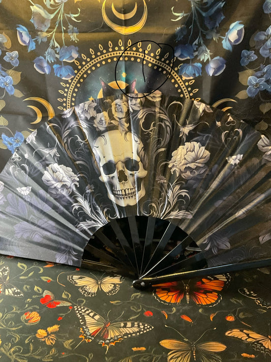 Gothic Skull Fan